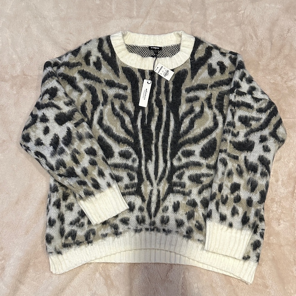 Express Women's Zebra Pattern Sweater - Black and Cream